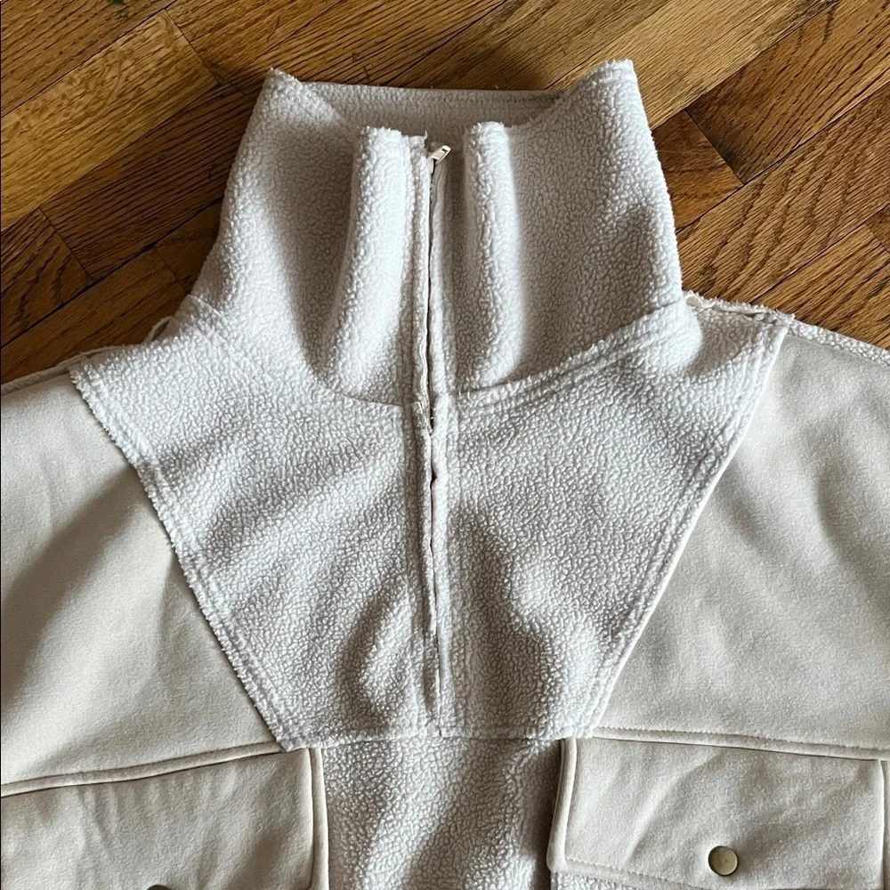 AEMI+CO Cream Teddy Half-Zip Pullover Jacket